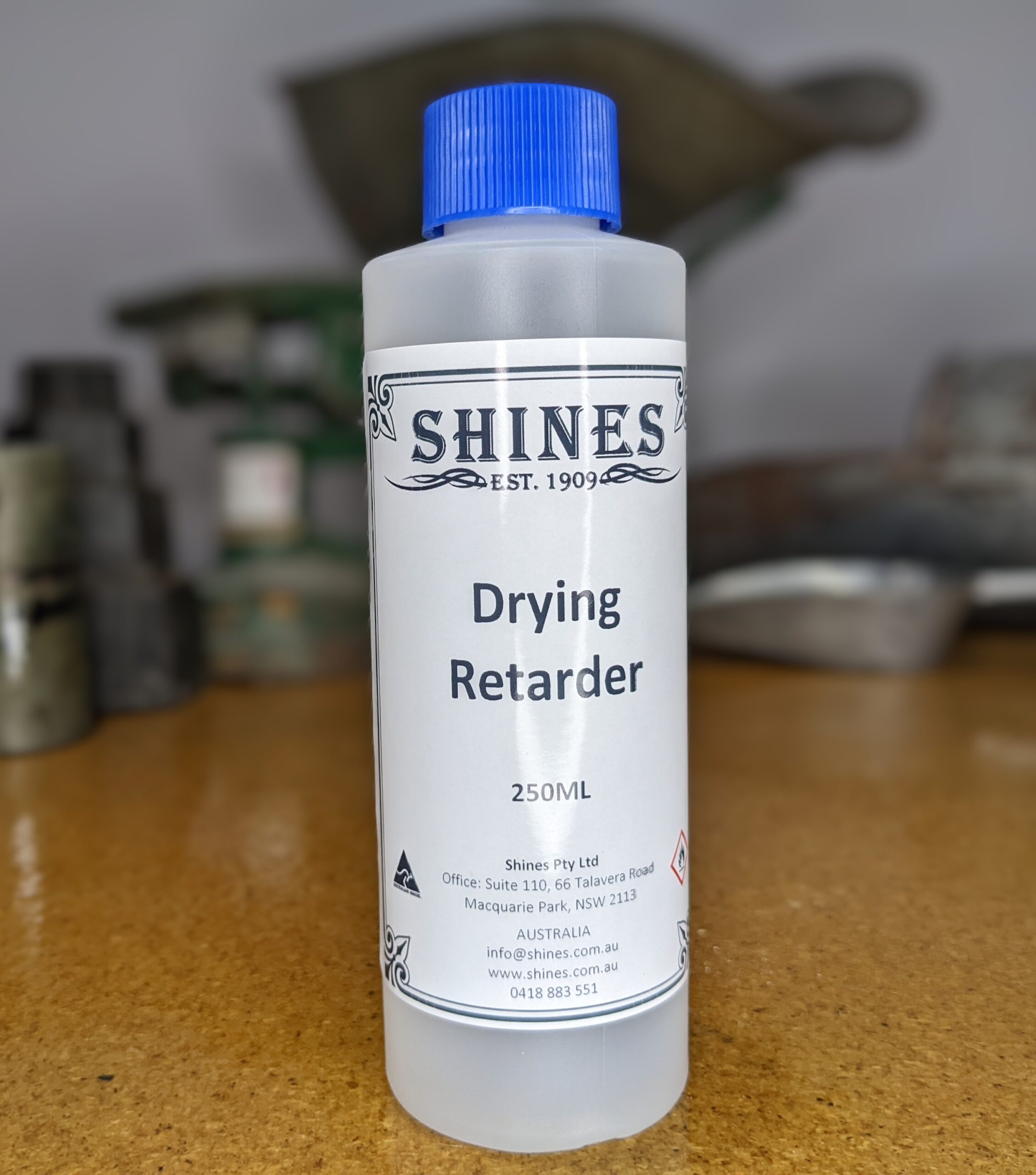 drying retarder for varnish and paints